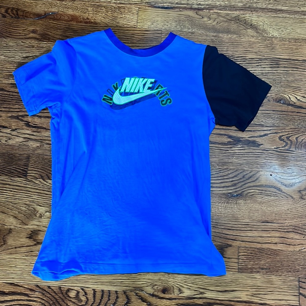 Nike shirt